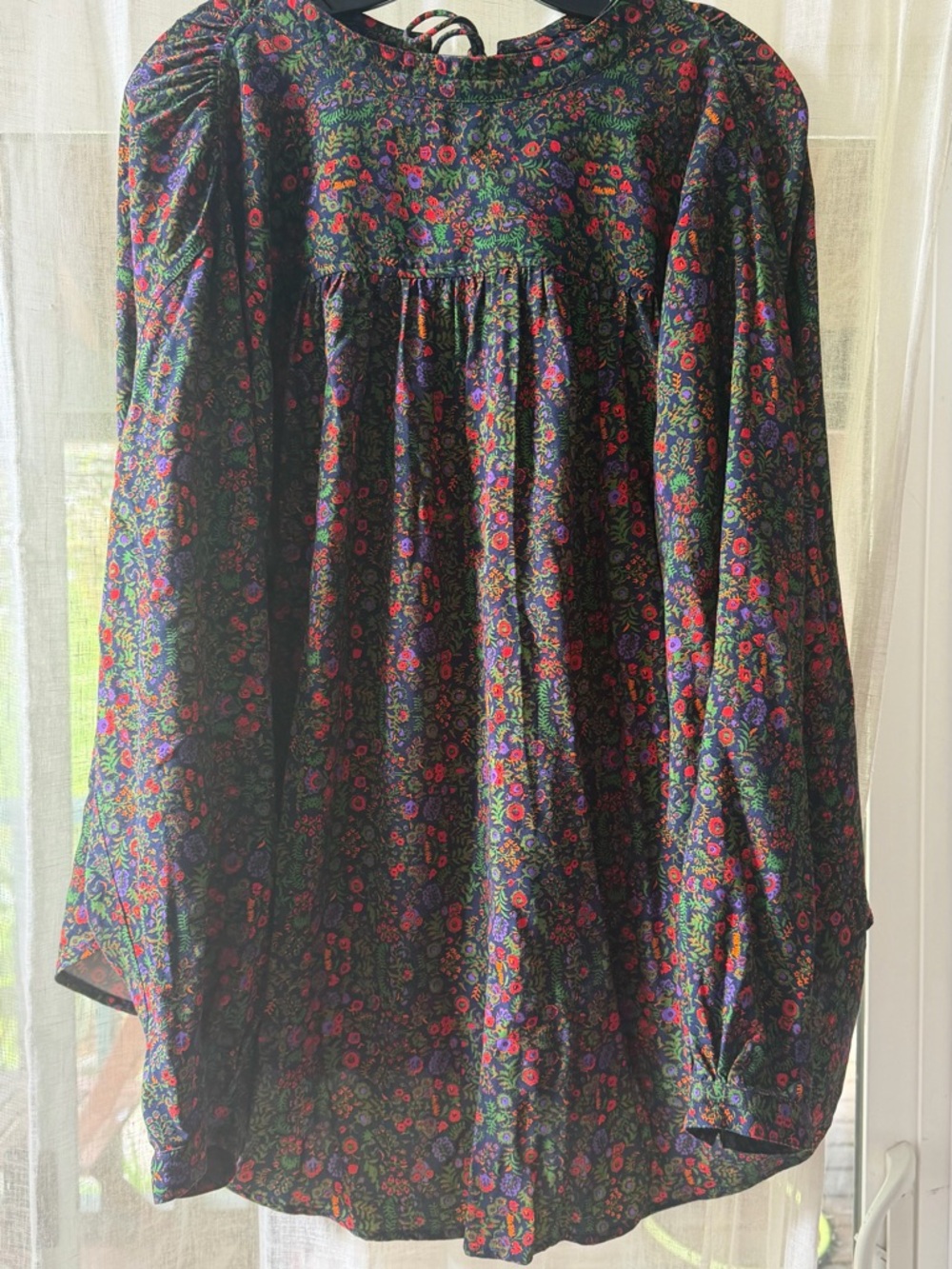 XIRENA Ameli floral print  Blouse  Med EUC - Picture 6 of 6